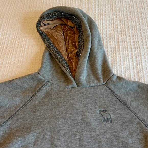 NWT Abercrombie&Fitch "Ezra Fitch" Lux Gray Hoodie Size Medium - Picture 3 of 8